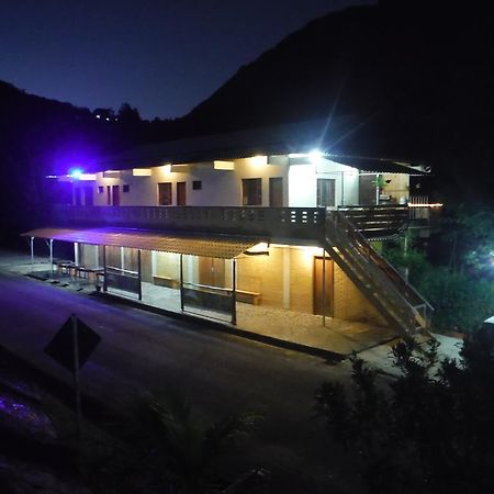 Residencia Pedra Do Elefante Hotel Гуарапари Екстериор снимка