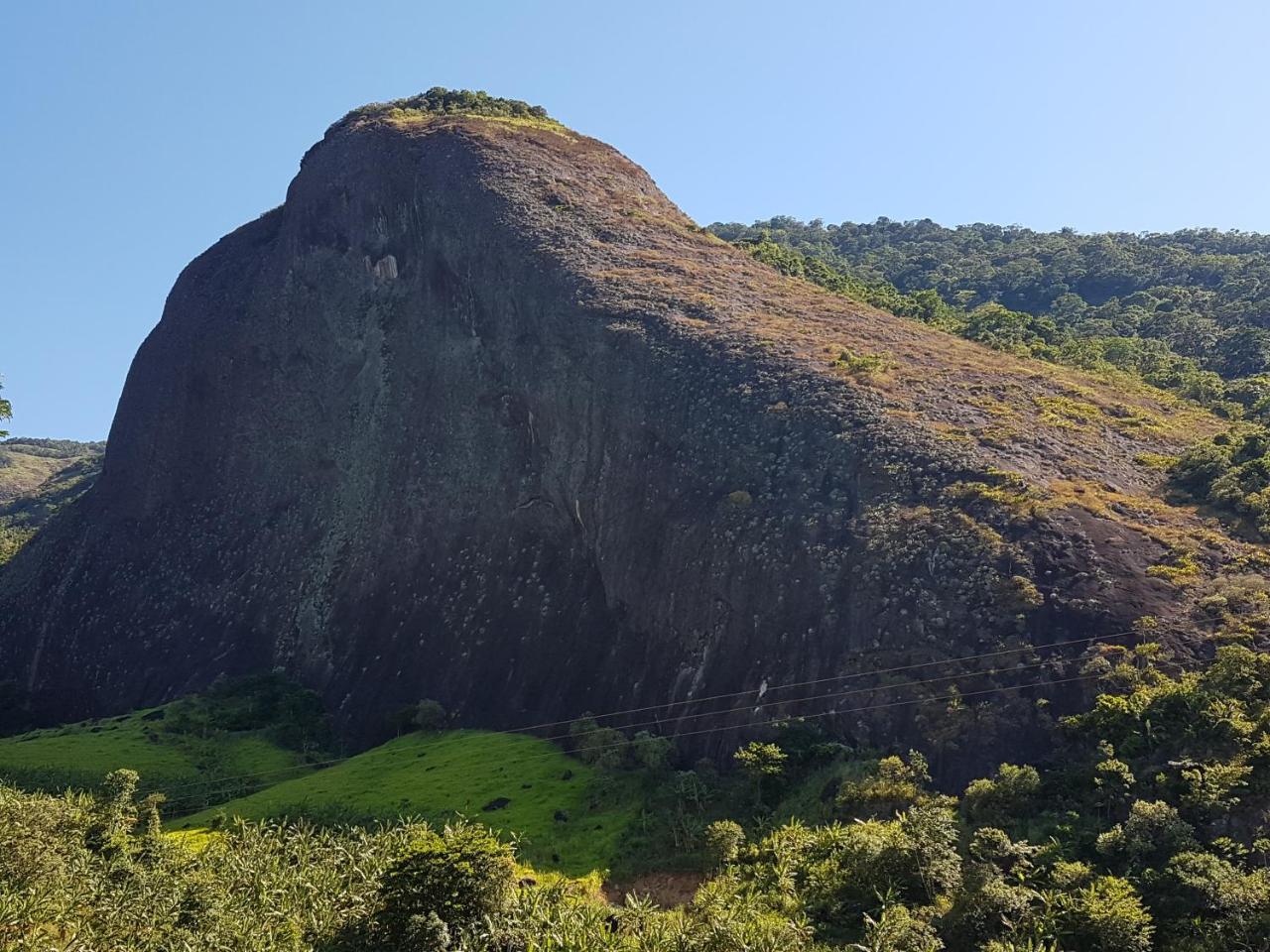 Residencia Pedra Do Elefante Hotel Гуарапари Екстериор снимка